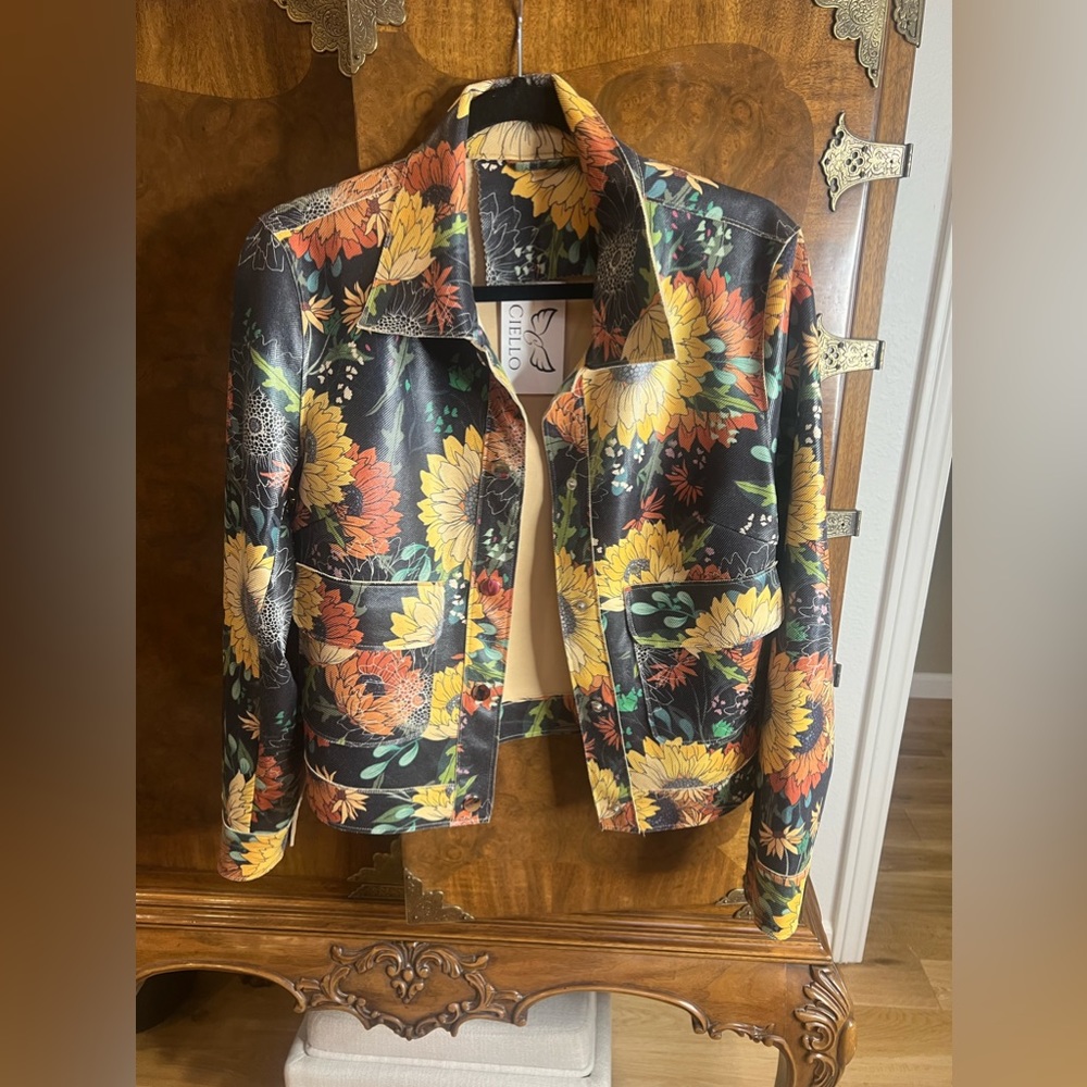 Women’s Floral Print Jacket